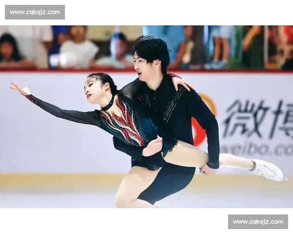 中俄花滑高手齐齐哈尔竞技 郭蕊 张益文摘双人滑桂冠